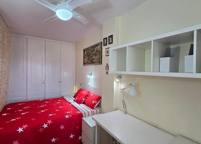 Habitación Con Refrigerador Propio Cerca Del Aeropuerto * San Isidro (Tenerife)